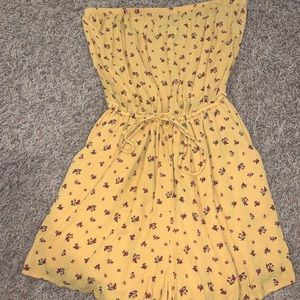 hollister strapless romper !!